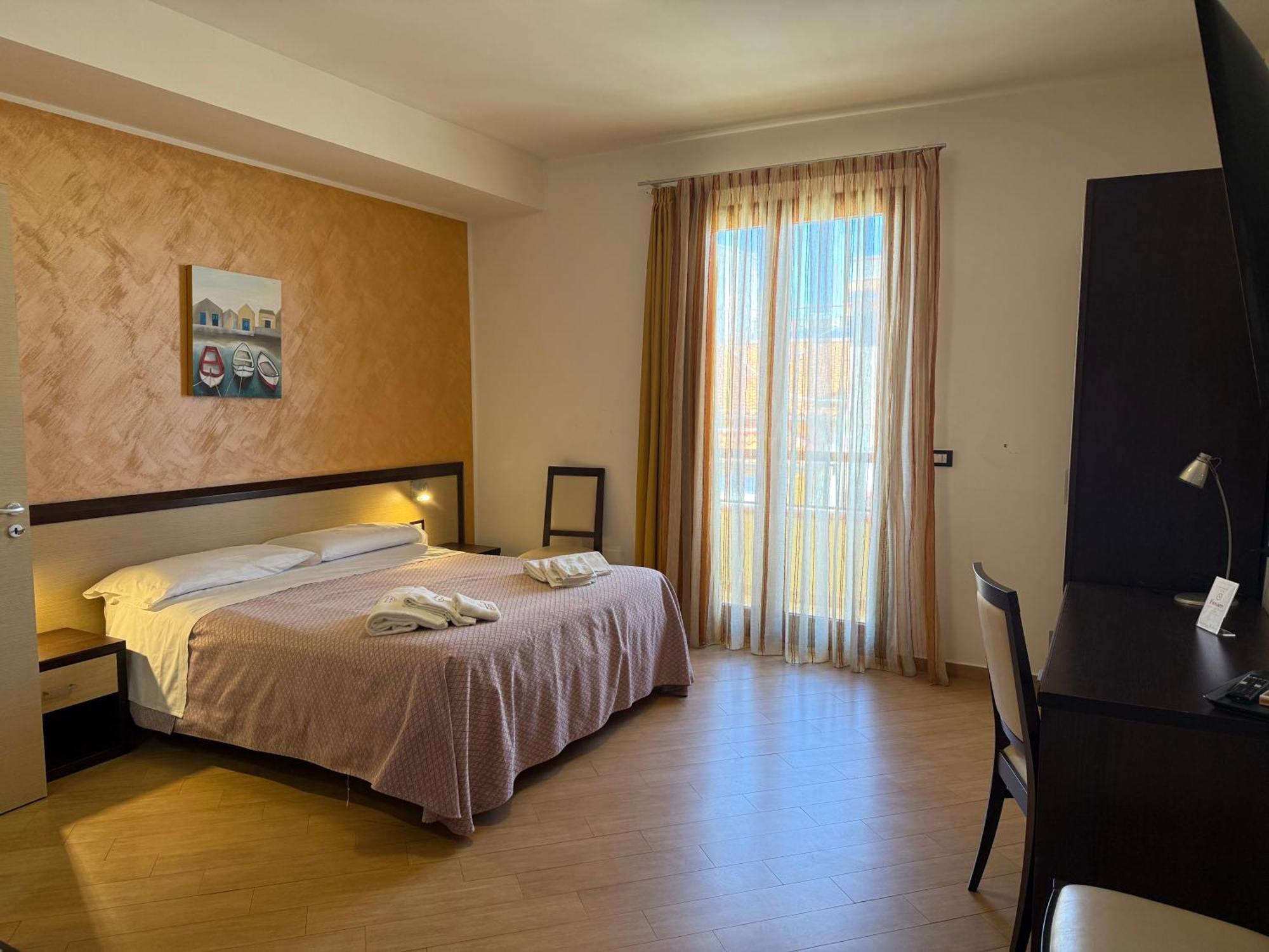 Albergo Perseo Portopalo Di Capo Passero Extérieur photo