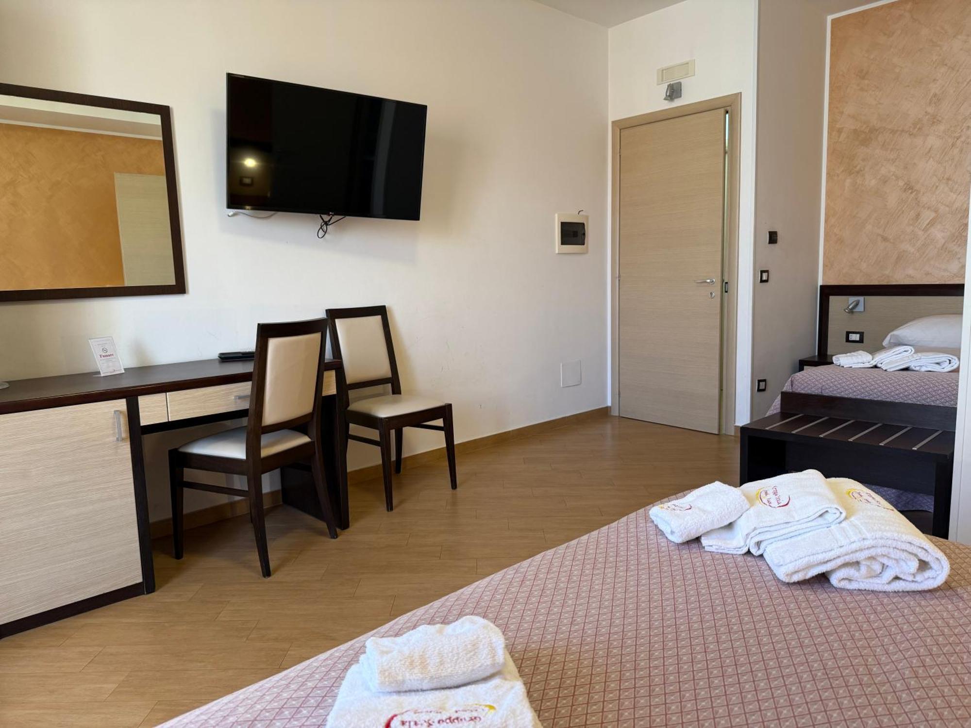 Albergo Perseo Portopalo Di Capo Passero Extérieur photo