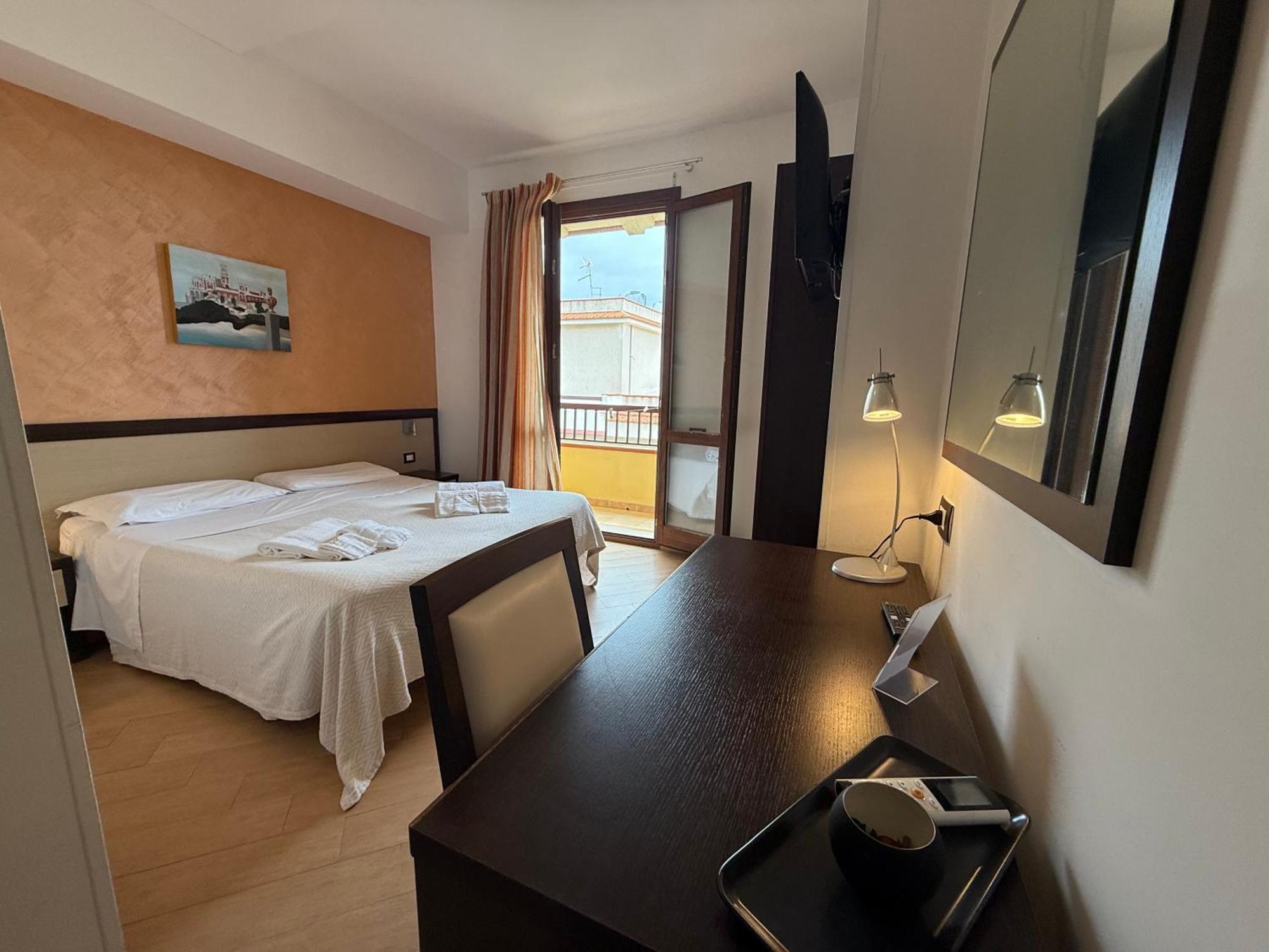 Albergo Perseo Portopalo Di Capo Passero Extérieur photo